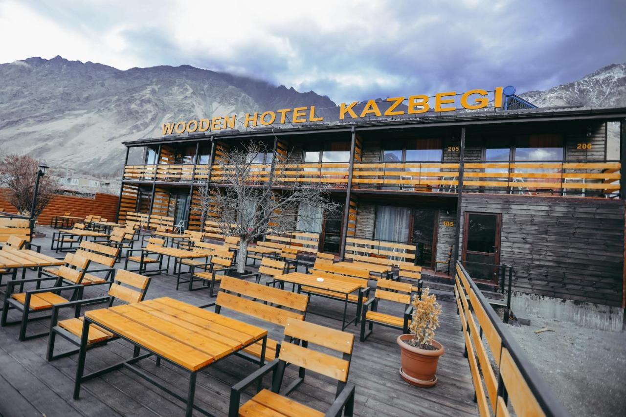 Wooden Hotel Kazbegi Eksteriør billede