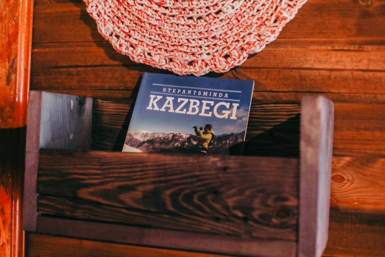 Wooden Hotel Kazbegi Eksteriør billede