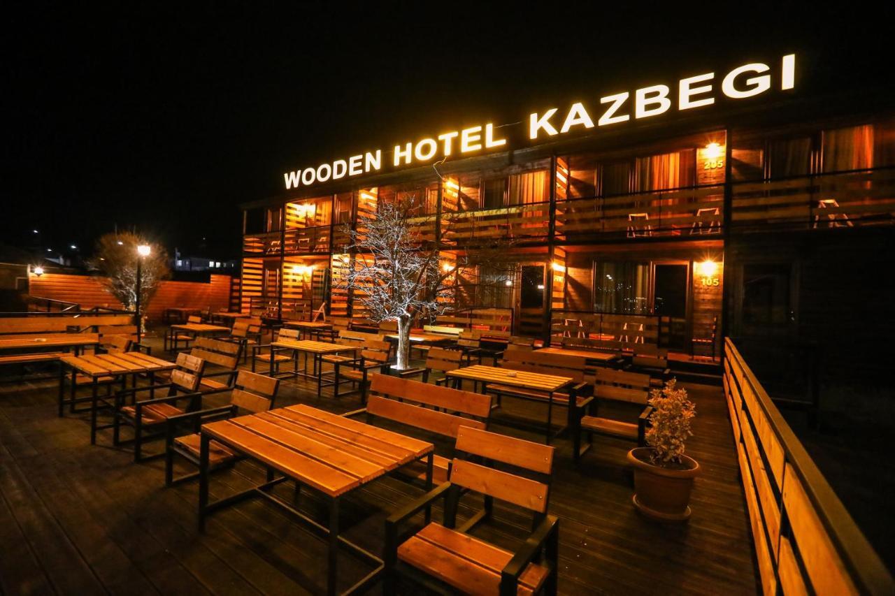 Wooden Hotel Kazbegi Eksteriør billede